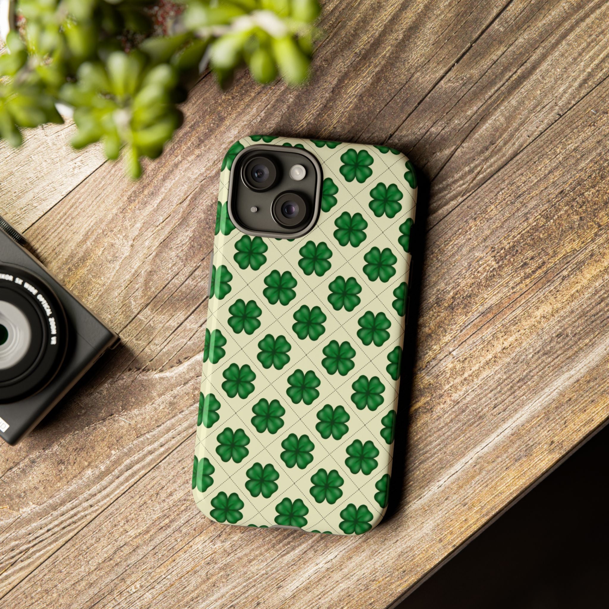 St. Patrick’s Shamrock Tough Phone Case — Green Clover Pattern