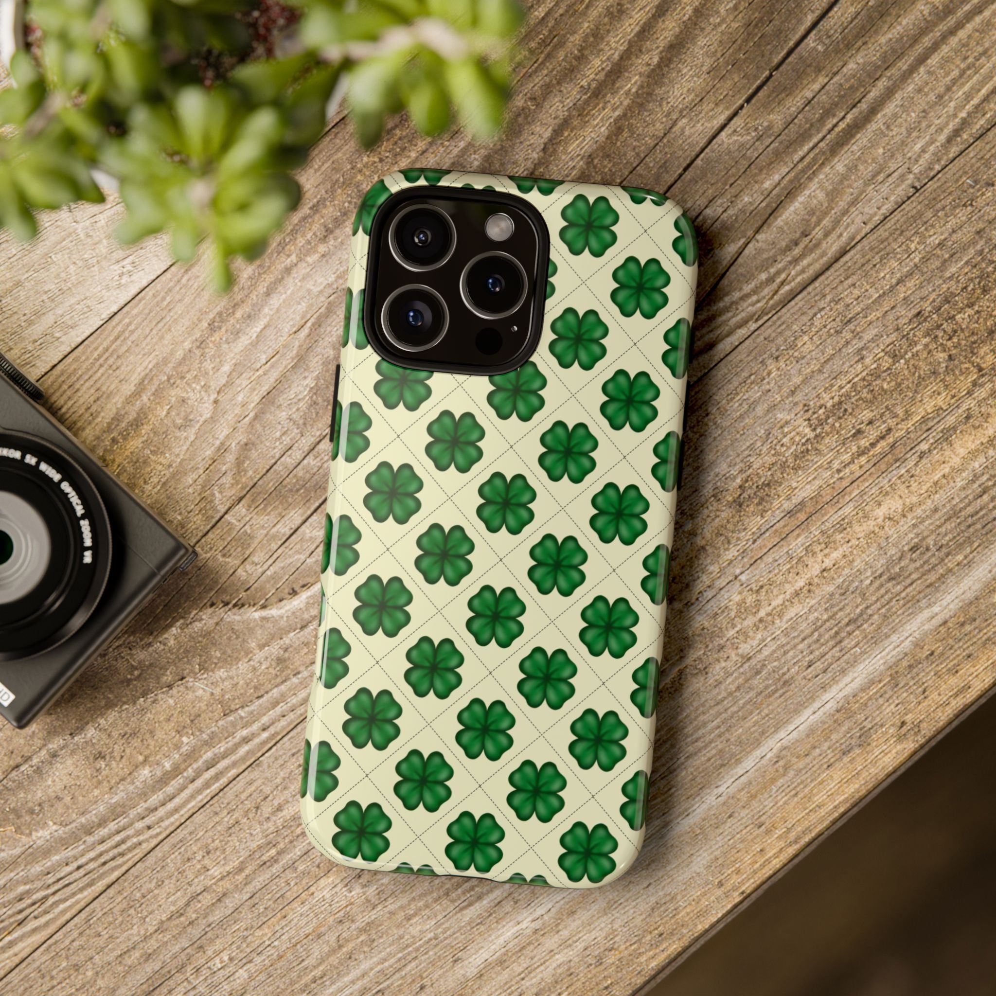 St. Patrick’s Shamrock Tough Phone Case — Green Clover Pattern
