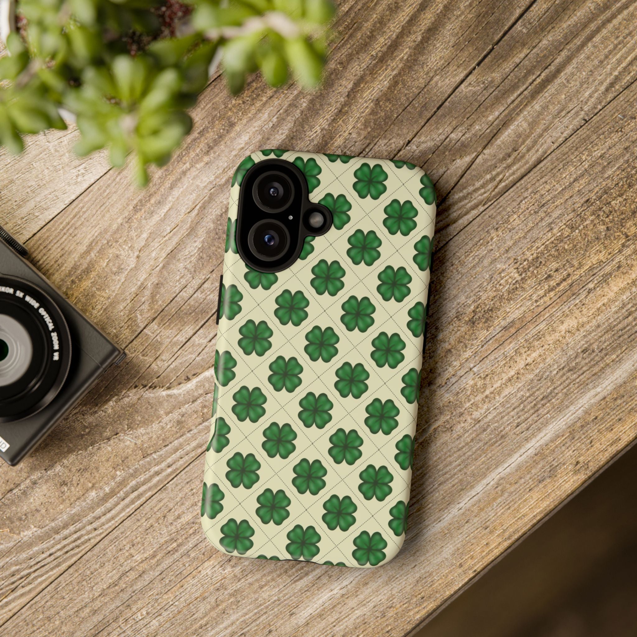 St. Patrick’s Shamrock Tough Phone Case — Green Clover Pattern