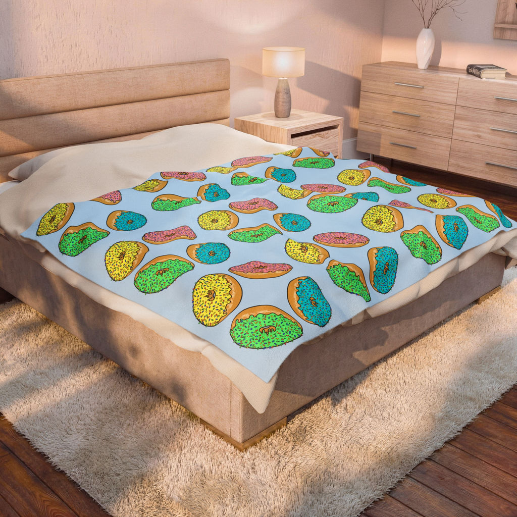 Donut Pattern Velveteen Plush Blanket — Colorful Sprinkles Throw for Cozy Home & Gifts